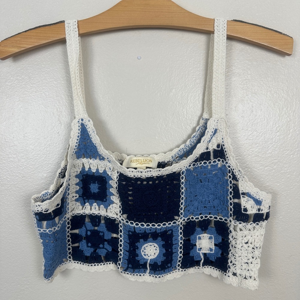 Rebellion Again‎ Women's M Crop Top Blue White Crochet Granny Square Boho Tank